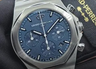 Girard-Perregaux Laureato Chronograph 81020-11-431-11A Stainless steel Blue