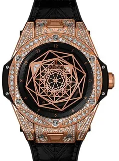 Hublot Big Bang 465.OS.1118.VR.1704.MXM18 Yellow gold Black