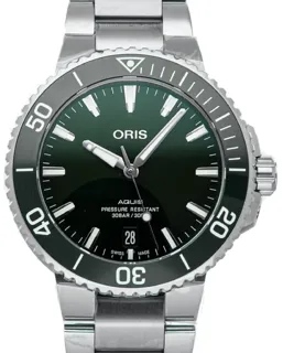 Oris Aquis Date 01 733 7732 4157-07 8 21 05PEB Stainless steel Green