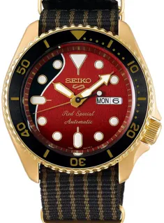 Seiko 5 Sports SRPH80K1 Stainless steel Red