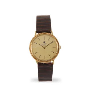 Universal Genève 825125/017 18k yellow gold