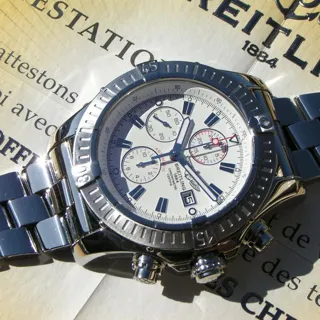 Breitling Avenger A13370 Stainless steel White