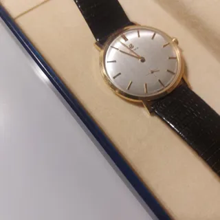 Cyma 38mm Yellow gold