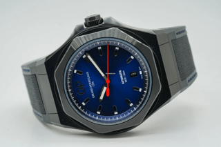 Girard-Perregaux Laureato Absolute 81070-21-491-FH6A Titanium Blue