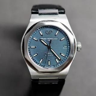 Girard-Perregaux Laureato 81010-11-431-BB6A 42mm Stainless steel Blue