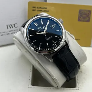 IWC Ingenieur IW323301 42.5mm Stainless steel Black