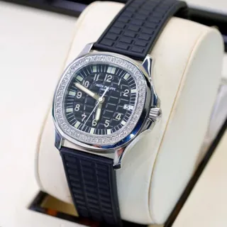 Patek Philippe Aquanaut 5067A-001 35.5mm Stainless steel Black