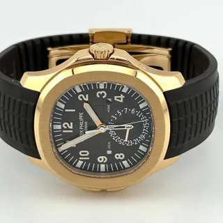 Patek Philippe Aquanaut 5164R-001 40.8mm Rose gold Brown