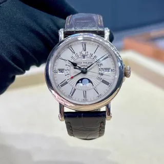 Patek Philippe Perpetual Calendar 5159G-001 38mm White gold Silver