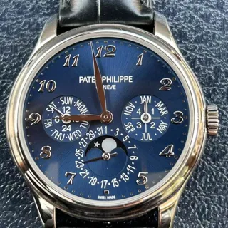 Patek Philippe Perpetual Calendar 5327G-001 39mm White gold Blue