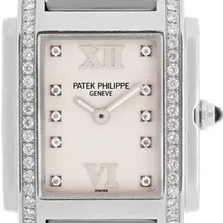 Patek Philippe Twenty~4 4910/010 25mm Stainless steel Champagne