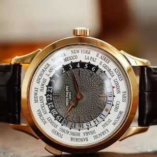 Patek Philippe World Time 5230R-001 38.5mm Rose gold Gray