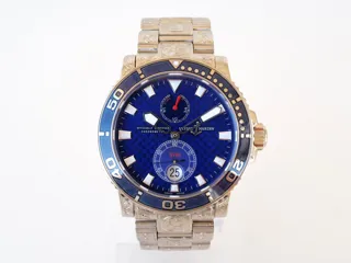 Ulysse Nardin Maxi Marine Diver 260-32-8M 43mm White gold blue