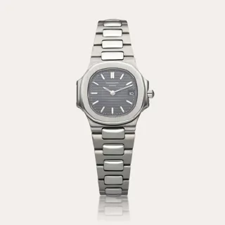 Patek Philippe Nautilus 4700/1A 26mm Stainless steel Black