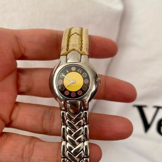 versace31325121_320.jpeg