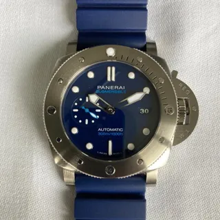 Panerai Submersible PAM 00692 47mm Titanium Blue