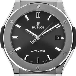 Hublot Classic Fusion 45, 42, 38, 33  565.NX.1470.RX 38mm Titanium Black