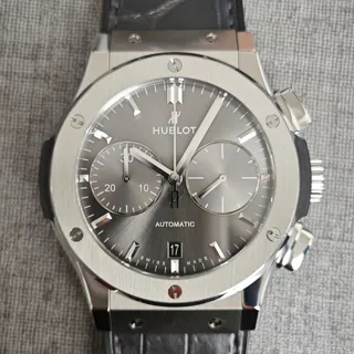 Hublot Classic Fusion 521.NX.7071.LR 45mm Titanium Gray