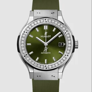 Hublot Classic Fusion 565.NX.8970.RX.1204 38mm Titanium Green