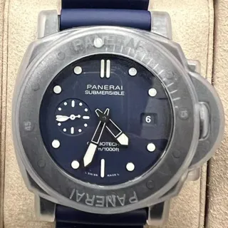 Panerai Submersible PAM 01232 44mm Carbotech Blue