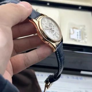 Patek Philippe Annual Calendar 5146R-001 39mm Rose gold Beige