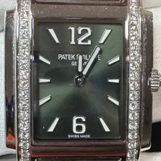 Patek Philippe Twenty~4 4910/1200A-011 25mm Stainless steel Green