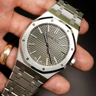 Audemars Piguet Royal Oak 15510ST.OO.1320ST.04 Stainless steel Green