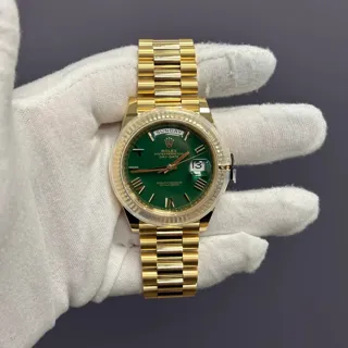 Rolex Day-Date 40 228238-0061 Yellow gold Green