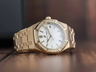 Audemars Piguet Royal Oak 77351OR.ZZ.1261OR.01 Rose gold Silver