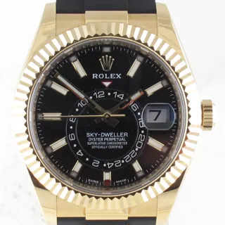 Rolex Sky-Dweller 326238 | Yellow gold