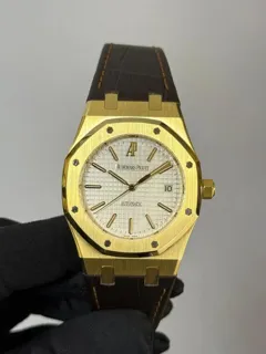 Audemars Piguet Royal Oak 15300BA.OO.D088CR.01 Yellow gold Silver