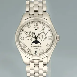 Patek Philippe Annual Calendar 5036/1G-017 37mm White gold Silver