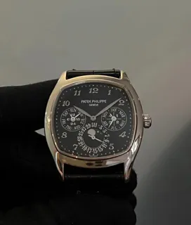 Patek Philippe Perpetual Calendar 5940G-010 White gold Black