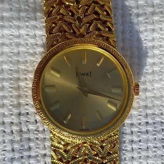 Piaget Dancer 924N21 24mm Yellow gold Champagne