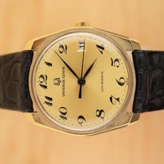 Universal Genève Polerouter 34mm Yellow gold Golden