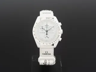 Swatch Moonswatch S033W700 Bioceramic White