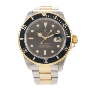 Rolex Submariner 16613 40mm Stainless steel and 18k yellow gold Black