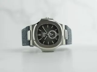 Patek Philippe Nautilus 5726A Stainless steel Gray