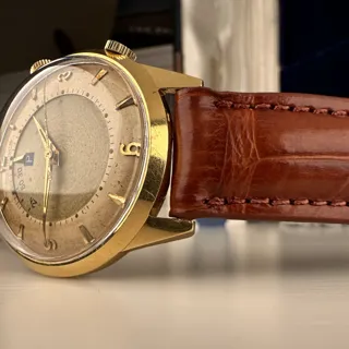 Jaeger-LeCoultre Memovox 3159 37mm Yellow gold