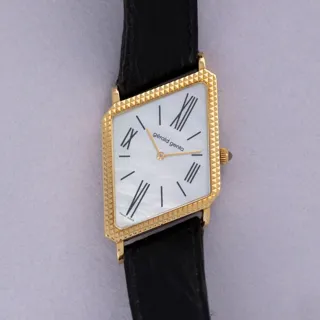 Gérald Genta G3069.7 18k yellow gold White