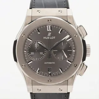 Hublot Classic Fusion Racing Grey 521.NX.7071.LR TI 43mm Titanium Gray