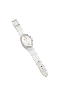 Van Cleef & Arpels Timeless XL 35mm 18k white gold White