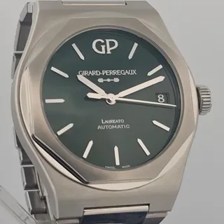 Girard-Perregaux Laureato 81010-11-433-11A 42mm Stainless steel Green