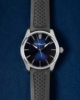 H. Moser & Cie. Pioneer Centre Second 3200-1200 Stainless steel Blue