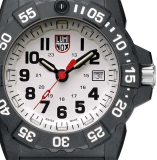 Luminox XS.3507 45mm gilt White