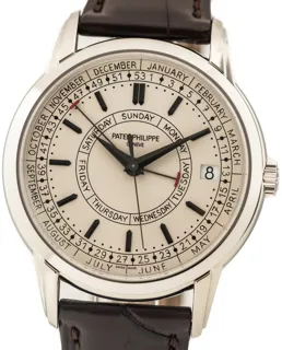 Patek Philippe Calatrava 5212A-001 40mm Stainless steel Silver