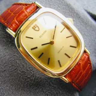 Tudor Royal . 0.750 23mm Yellow gold Champagne