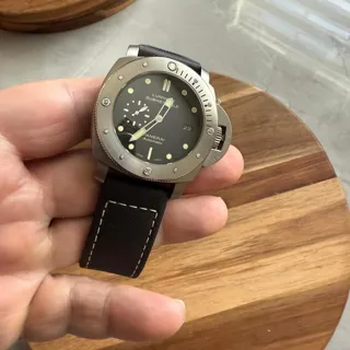 Panerai Submersible PAM 00305 47mm Titanium Black