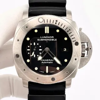 Panerai Submersible PAM 00305 47mm Titanium Black