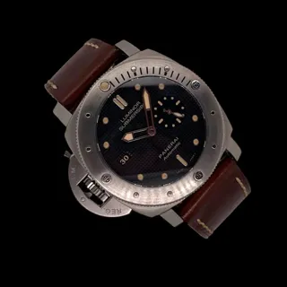 Panerai Submersible PAM 00569 47mm Stainless steel Black